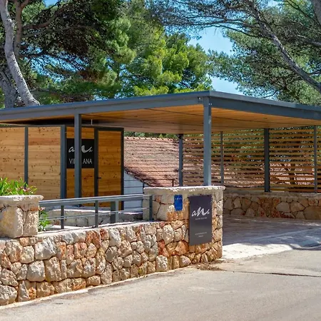 Ana Hvar Villa *